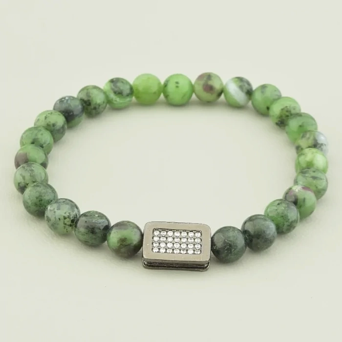 ​Цоїзит: Камінь сили та енергії